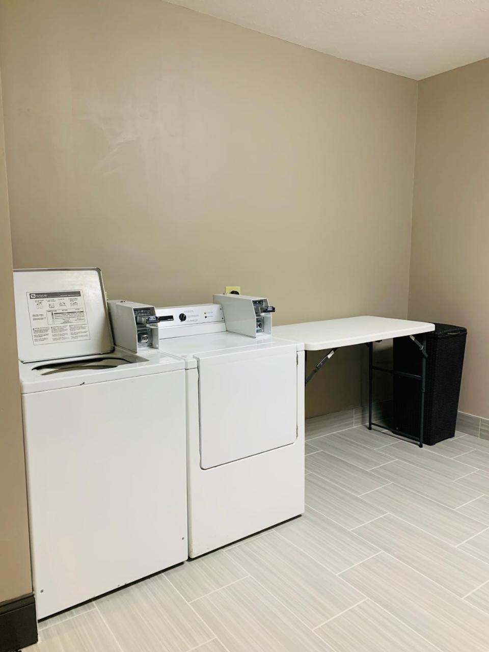 Countryside Suites Lincoln I-80 المظهر الخارجي الصورة